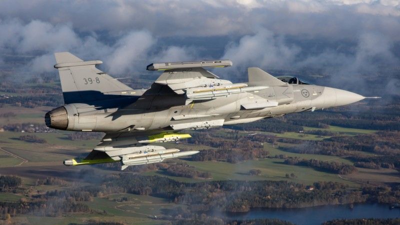 Ukraine says Gripen fighters armed with Meteor missiles could force Russian glide bomb carriers farther from front