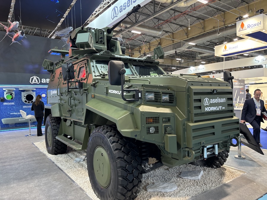 ASELSAN demonstrates DRONEDEF counter-UAV system and electronic warfare capabilities at Eurosatory 2026