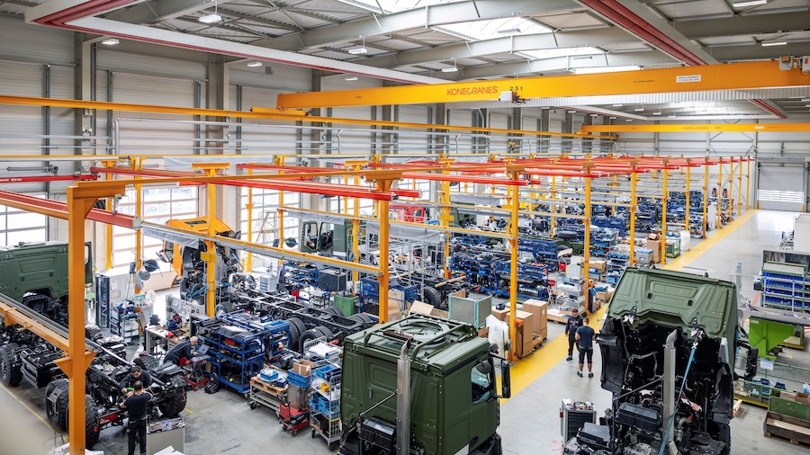 Daimler Truck expands global defence business with new brand and €1 billion revenue target by 2028