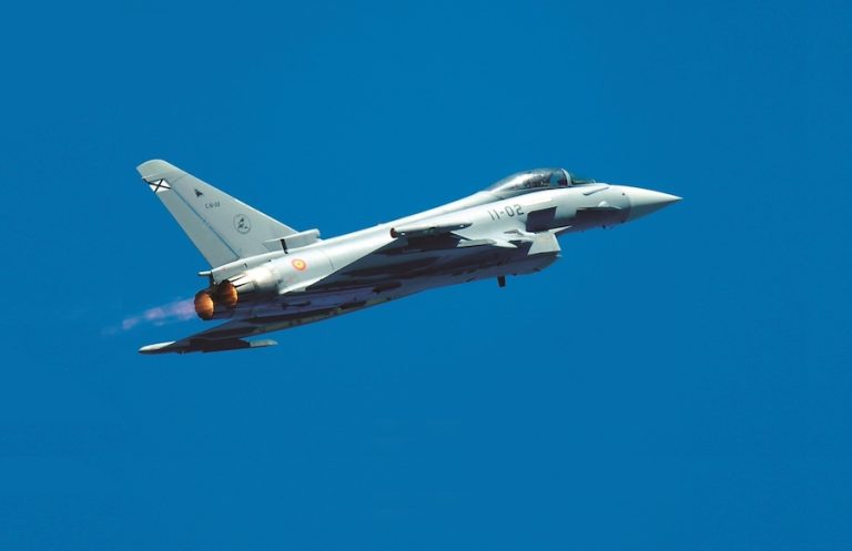 The EuroMIDS SAS consortium has signed a contract with OCCAR to advance the EMIDS-2 programme and develop a new communications terminal for European combat aircraft. The consortium brings together Hensoldt Sensors, Indra Group, Leonardo and THALES SIX GTS France.