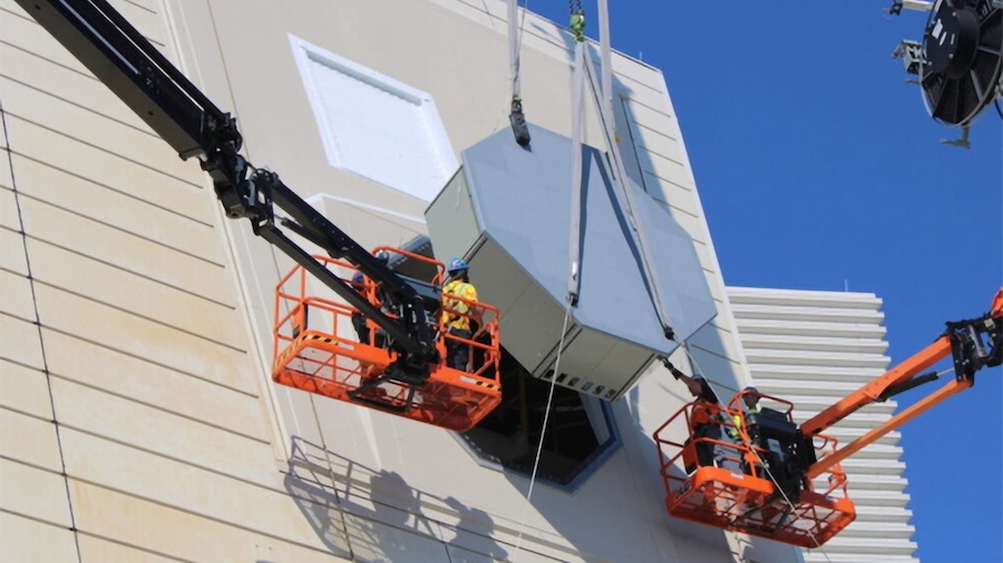 Raytheon installs first SPY-6(V)4 radar at Wallops Island, advancing USS Pinckney upgrade and Navy destroyer backfit programme