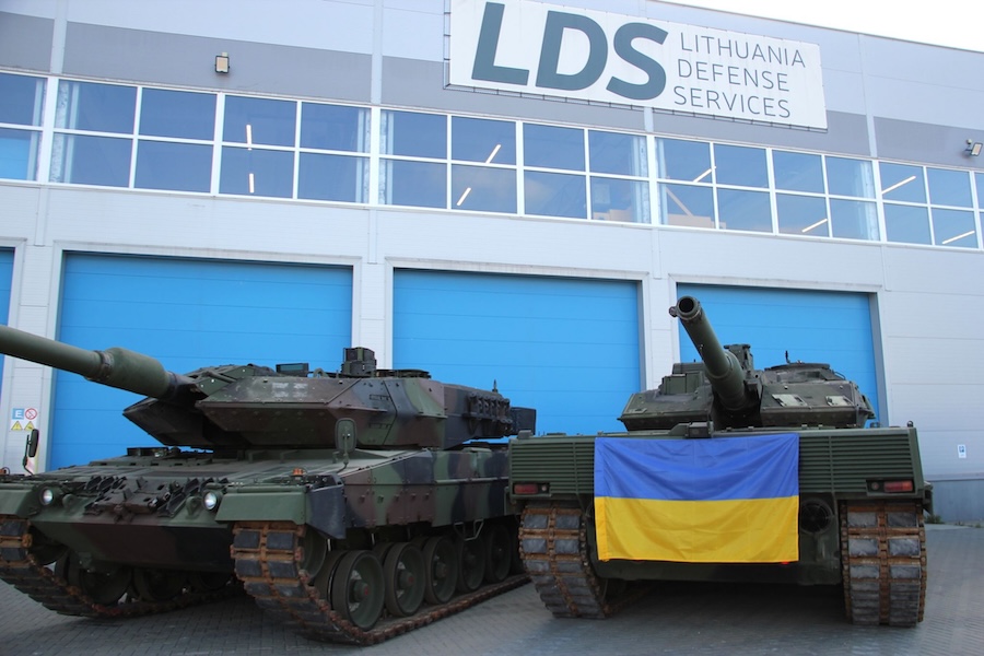 Rheinmetall and KNDS joint venture in Lithuania readies Leopard 2 tanks damaged in combat for return to Ukraine with German funding