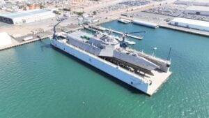 Austal USA wins $10.8 million Navy contract to replace USS Oakland diesel generator using new 9,000-light-ton San Diego dry dock