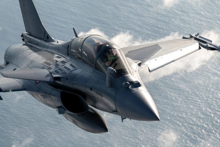 Dassault Aviation has flight-tested two new sovereign artificial intelligence algorithms on the Rafale fighter, advancing its work to integrate controlled and supervised AI into combat aircraft. One algorithm was developed by Dassault Aviation engineers, while the second was created in collaboration with Thales and cortAIx.