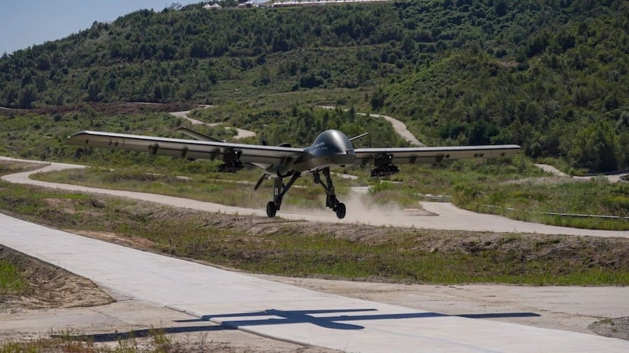 General Atomics Mojave becomes first MALE drone to land on rough battlefield trail and take off again under simulated combat conditions