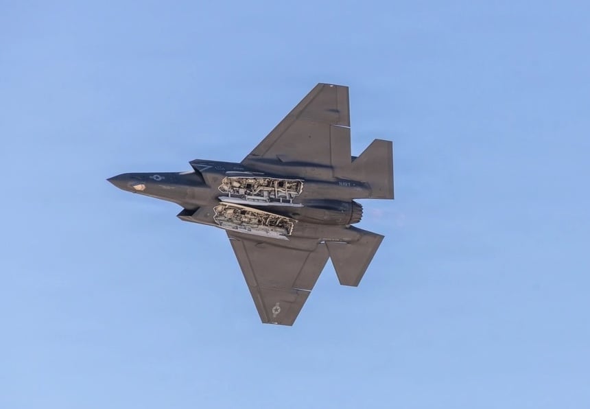 Italy proposes European F-35 training center at Trapani to ease pressure on U.S. capacity amid allied fleet expansion through the 2030s