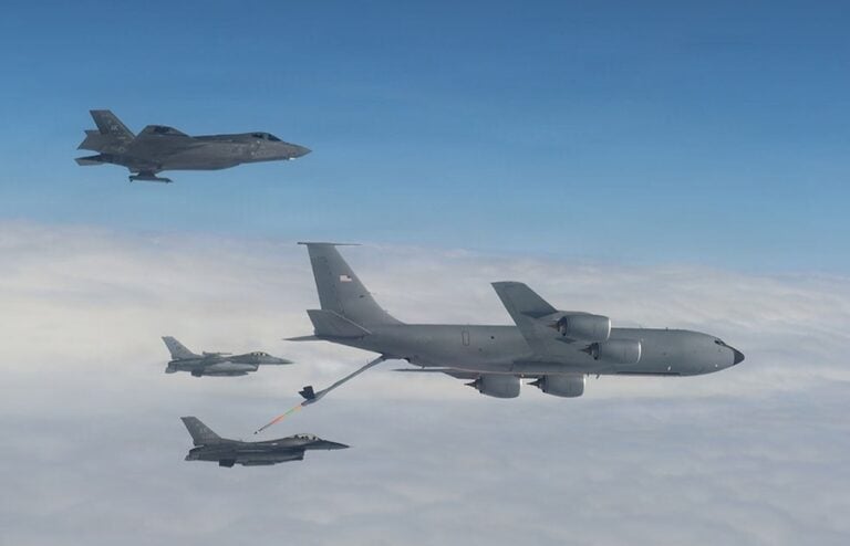 L3Harris Technologies has outlined a digital avionics upgrade intended to keep the U.S. Air Force’s KC-135 aerial refueling fleet operational beyond 2050. The proposed modernization would replace obsolete flight deck instruments while reducing maintenance risks, sustainment costs and aircrew workload.