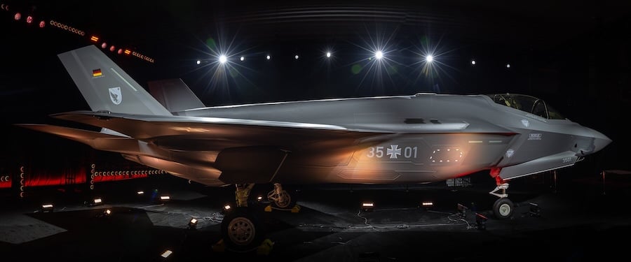 Germany’s first F-35A Lightning II has been unveiled at Lockheed Martin’s production facility, opening the delivery phase of the country’s 35-aircraft program. The first eight jets will support pilot training in the United States before aircraft begin arriving in Germany in late 2027.
