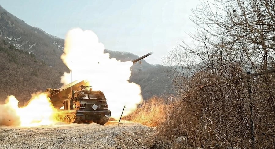 Lockheed Martin says $200 million U.S. Army M270A2 upgrade will connect tracked rocket launchers with HIMARS and allied forces
