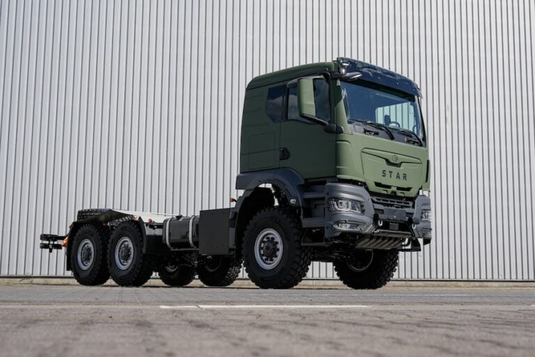 MAN Truck & Bus is reviving Poland’s STAR truck brand for military logistics vehicles under a new partnership with Rheinmetall MAN Military Vehicles and WB Group. The three companies announced the European Defence Initiative at the MSPO 2026 exhibition in Kielce.