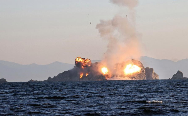 North Korea fired at least one ballistic missile from near its east coast at around 3 p.m. on 20 September, Japan’s Ministry of Defense and Cabinet Secretariat said. The missile travelled northeast for about 440 kilometres, reached an estimated maximum altitude of roughly 60 kilometres and fell into the Sea of Japan outside Japan’s exclusive economic zone.