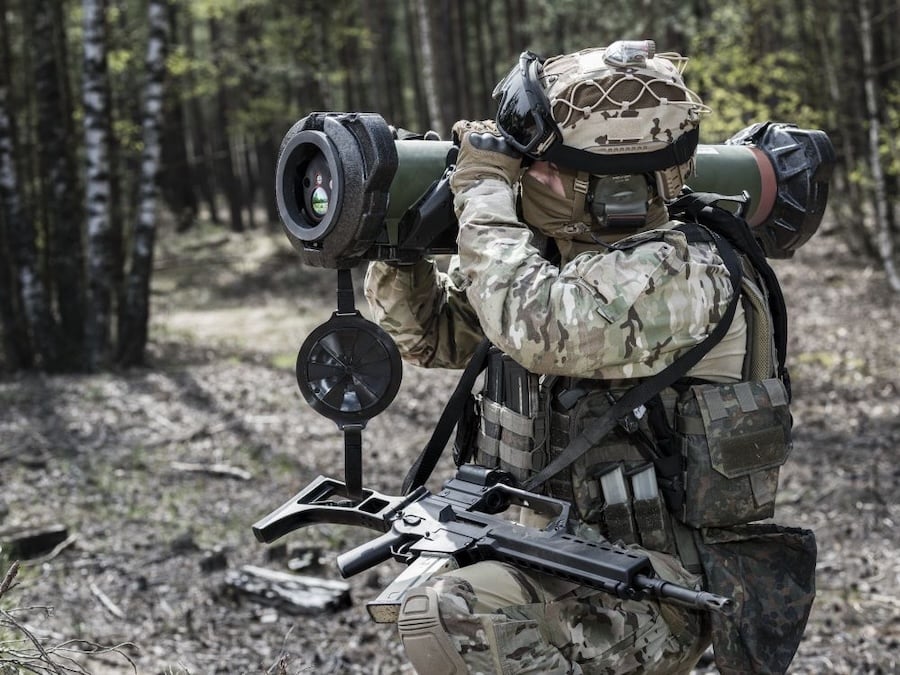 Rafael Systems Global Sustainment has secured an agreement to qualify the SPIKE SR shoulder-launched precision missile for U.S. military requirements. The award, made through the Aviation & Missile Technology Consortium, establishes a formal programme for adaptation, integration and testing.