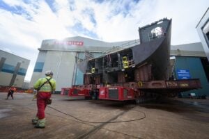 Royal Navy says BAE Systems’ new Govan paint hall will speed Type 26 frigate construction and reduce shipyard disruption
