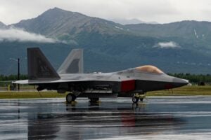 U.S. Air Force F-22 pilot saves $156 million stealth fighter with belly landing after right main wheel assembly detaches on takeoff