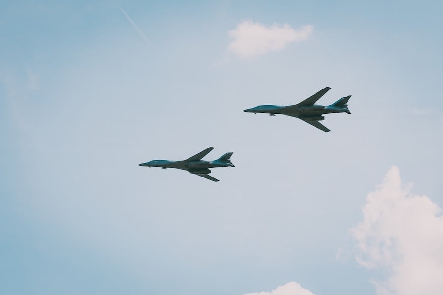 U.S. Air Force strategic bombers fly over Czech Republic, signaling U.S. deterrence and long-range strike readiness across Europe