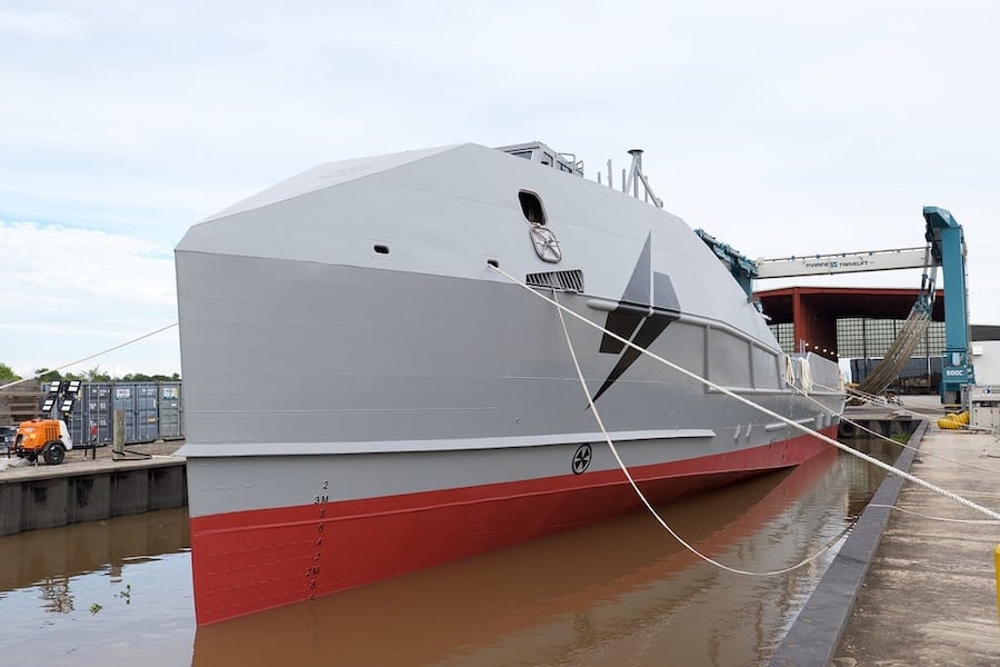 U.S. Navy awards production agreements for 30 unmanned surface vessels at $40 million average cost, targeting deliveries by fiscal 2027