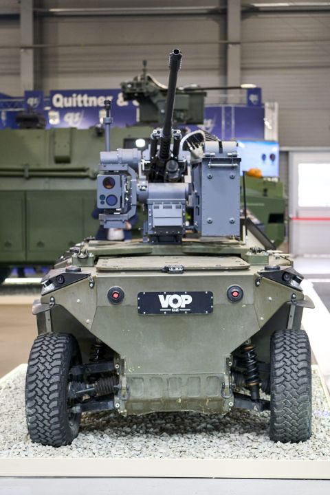 Australia’s EOS Defence Systems has signed a memorandum of understanding with state-owned VOP CZ to look at working together on wheeled armoured vehicle programmes for the Czech Army. Under the agreement, EOS would contribute its remote weapon systems, while VOP CZ would bring its vehicle integration, manufacturing and support capabilities.