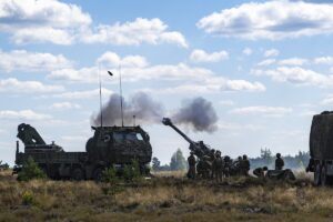 Canadian Army reorganizes four main formations to strengthen combat readiness, domestic defense, support and training