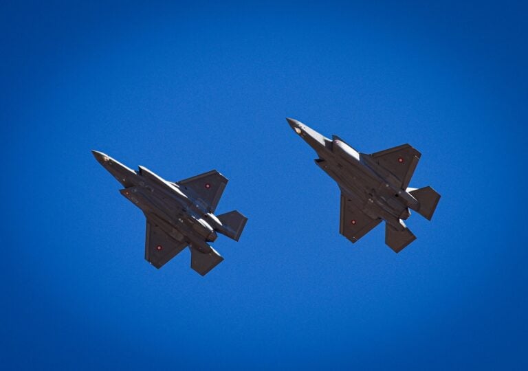 Denmark plans to buy Kongsberg’s Joint Strike Missile (JSM) for its F-35 fighters as part of a wider purchase of long-range precision weapons. It becomes the seventh country to choose the JSM, although the scope and value of the contract have yet to be negotiated.