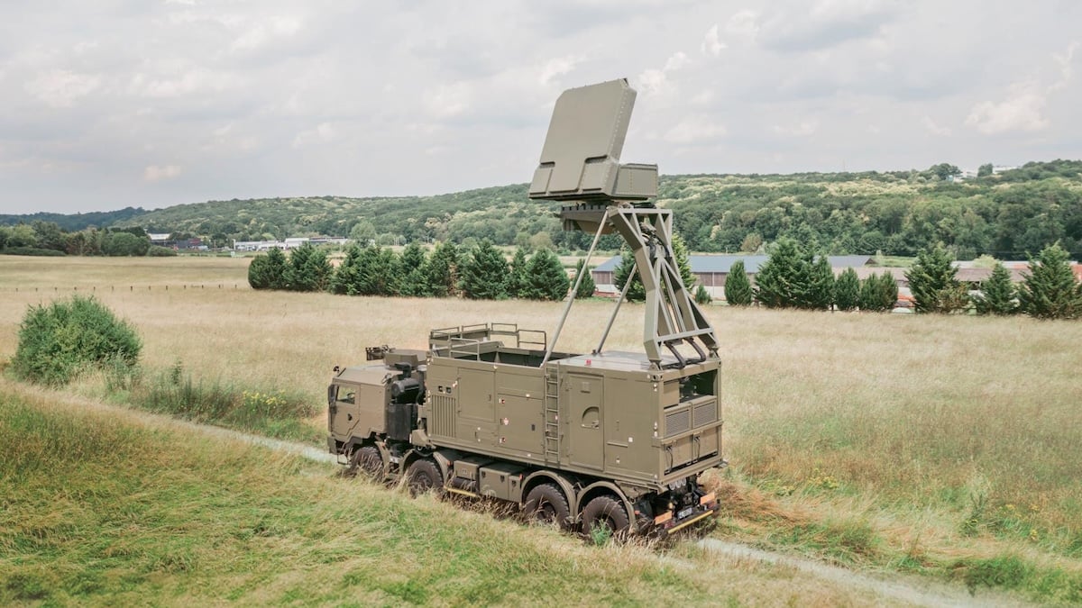 Ireland orders four Thales Ground Master 400 Alpha radars to strengthen airspace surveillance, with first deliveries in 2027