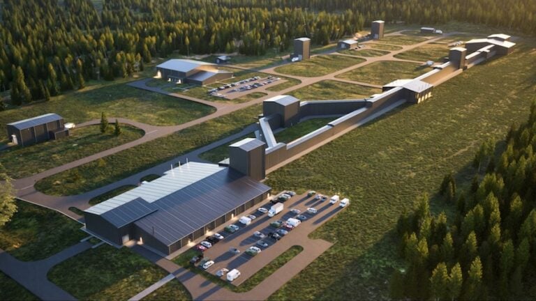 L3Harris Technologies is advancing construction of an Arkansas propulsion campus expected to increase large solid rocket motor production capacity sixfold. The first completed buildings are scheduled to be handed over to production teams in mid-2027.