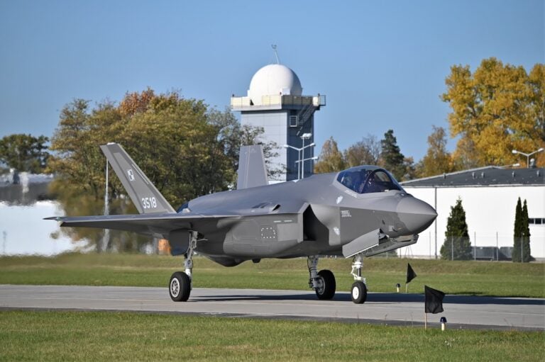 Poland has received another Lockheed Martin F-35A Lightning II, bringing the number of its fighters stationed in the country to 10. Eight more Polish F-35As remain in the United States, where they support pilot and maintenance crew training.