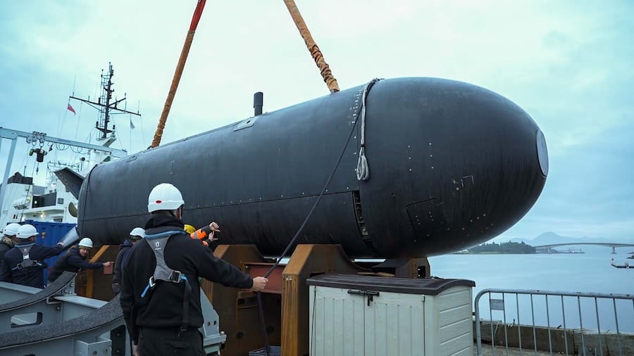Royal Navy says Excalibur launches heavyweight torpedo in AUKUS trial using QinetiQ’s Scottish range and uncrewed targets