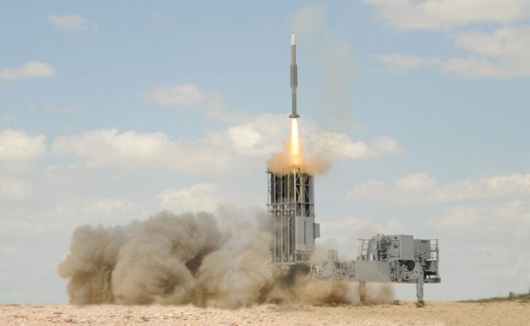 Switzerland has narrowed its choice of an additional longer-range air defence system to Barak MX and SAMP/T NG while retaining its Patriot order. The government wants to expand the area under protection and reduce dependence on one supplier or supply chain.
