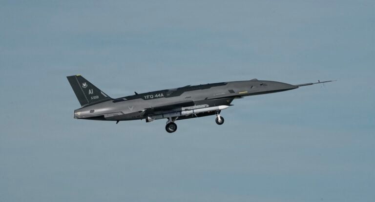 The U.S. Department of War plans to establish a four-star Autonomous Warfare Command by October 1, 2027, while pushing procurement decisions and funding closer to frontline forces. Under Project Agincourt, operational units will work directly with autonomous systems and robotics companies to turn battlefield requirements into equipment that can be fielded and scaled.