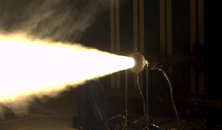 X-Bow Systems has received a prototype agreement to develop and qualify a solid rocket motor booster for a next-generation U.S. Navy weapon. The agreement has a potential value of $69.7 million and includes tooling for a production line capable of making up to 500 motors a year.